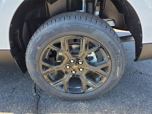 New 2025 Ford Maverick XLT w/ XLT Luxury Package image 31