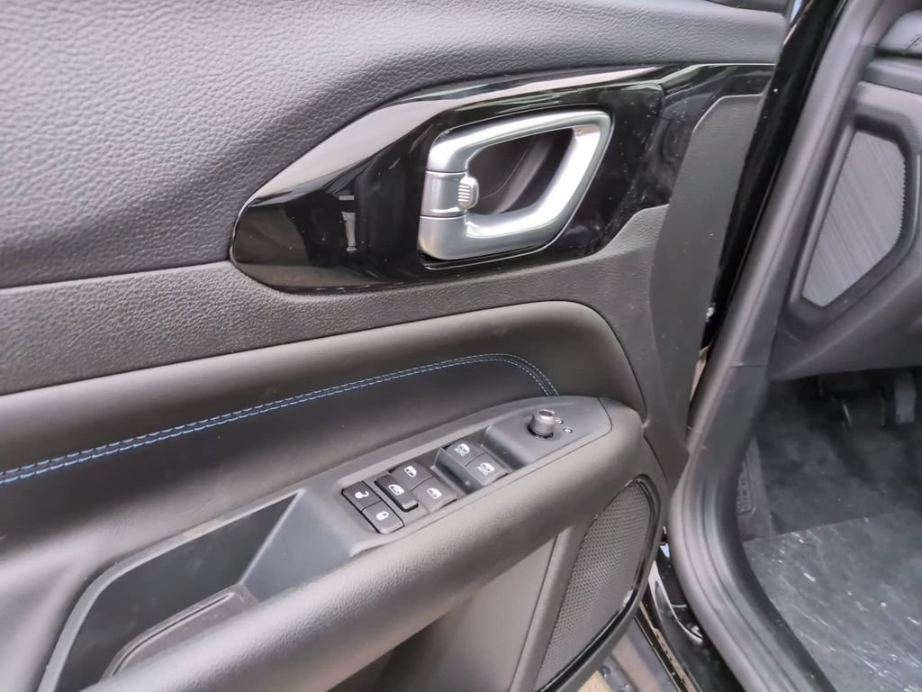 New 2026 Jeep Compass Latitude AWD/4WD image 20