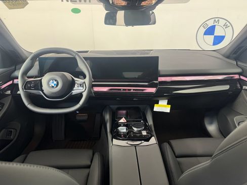 New 2027 BMW 530i xDrive w/ Premium Package AWD/4WD image 18