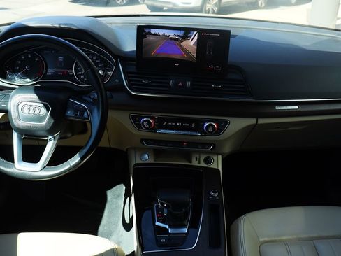 Used 2022 Audi Q5 2.0T Premium image 35