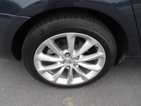 Used 2013 Cadillac XTS Luxury w/ Driver Awareness Package FWD image 13
