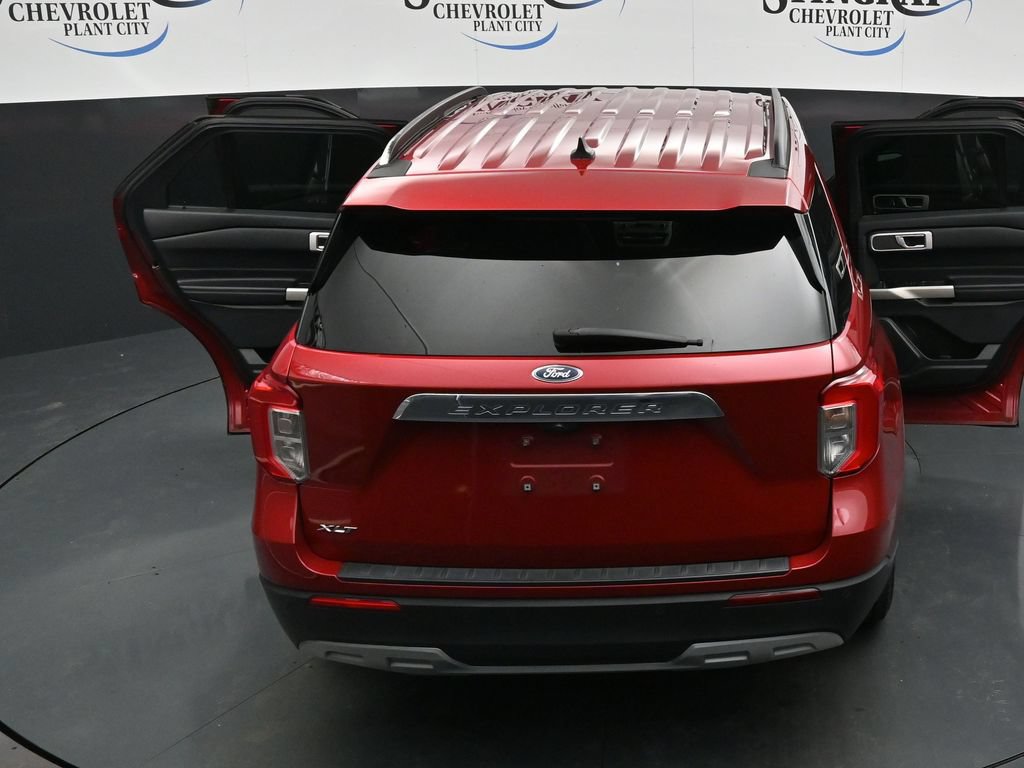 Used 2021 Ford Explorer XLT w/ Equipment Group 202A RWD image 35