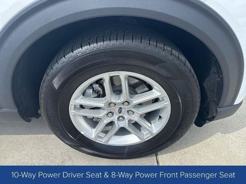 Certified 2026 Ford Explorer Active w/ Active Comfort Package RWD image 9