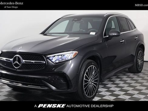 Certified 2026 Mercedes-Benz GLC 300 image 1