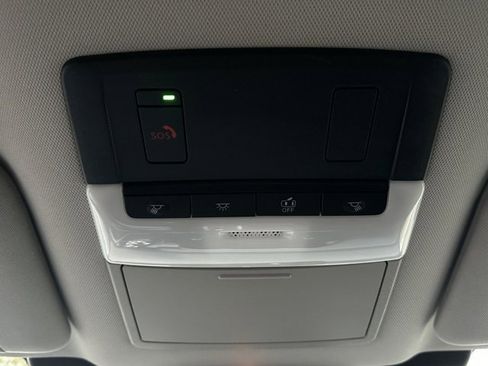 Certified 2023 Nissan Pathfinder SV w/ Black Appearance Package image 35