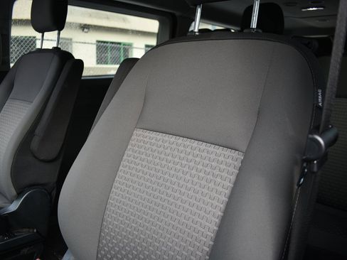 Used 2023 Ford Transit 350 XLT image 10