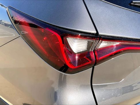 Used 2025 Acura MDX SH-AWD w/ Technology Package image 26