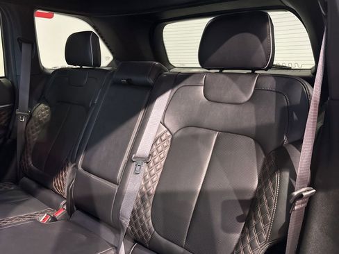 Used 2022 Jeep Grand Cherokee Summit w/ Luxury Tech Group V image 36