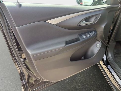 New 2026 Buick Envista Avenir FWD image 17