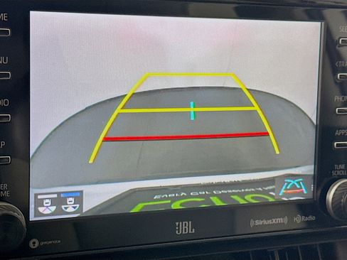 Used 2020 Toyota RAV4 XLE Premium image 22