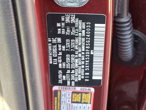 Used 2025 Kia Sportage SX image 32