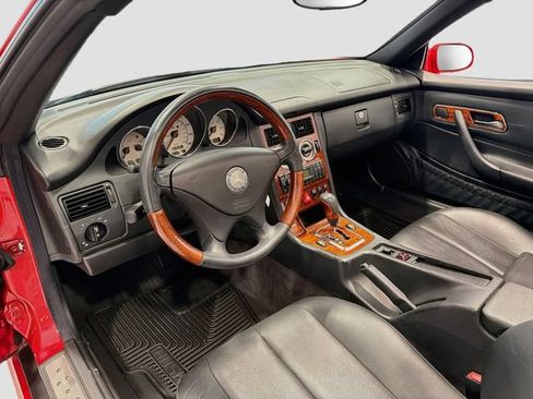 Used 2001 Mercedes-Benz SLK 320 image 8