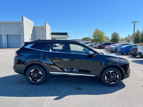 New 2026 Kia Sportage EX w/ EX Panorama Roof Package image 9