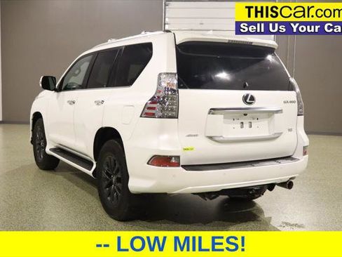 Used 2022 Lexus GX 460 Premium w/ Premium Package image 5