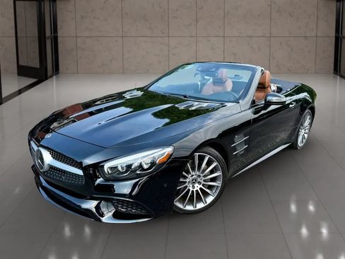 Used 2020 Mercedes-Benz SL 550 image 16