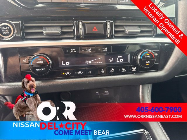 Used 2024 Nissan Pathfinder SV FWD image 23