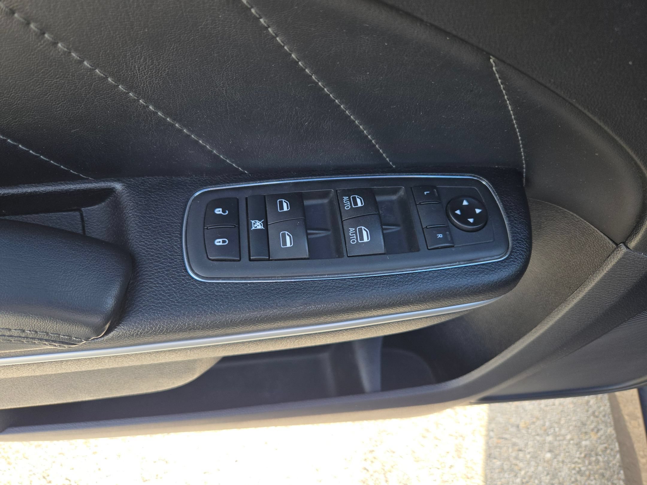 Used 2020 Dodge Charger Scat Pack w/ Plus Group RWD image 12