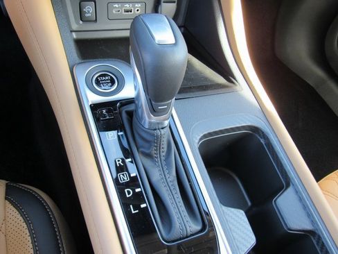 New 2025 Nissan Sentra SV w/ SV Premium Package image 19