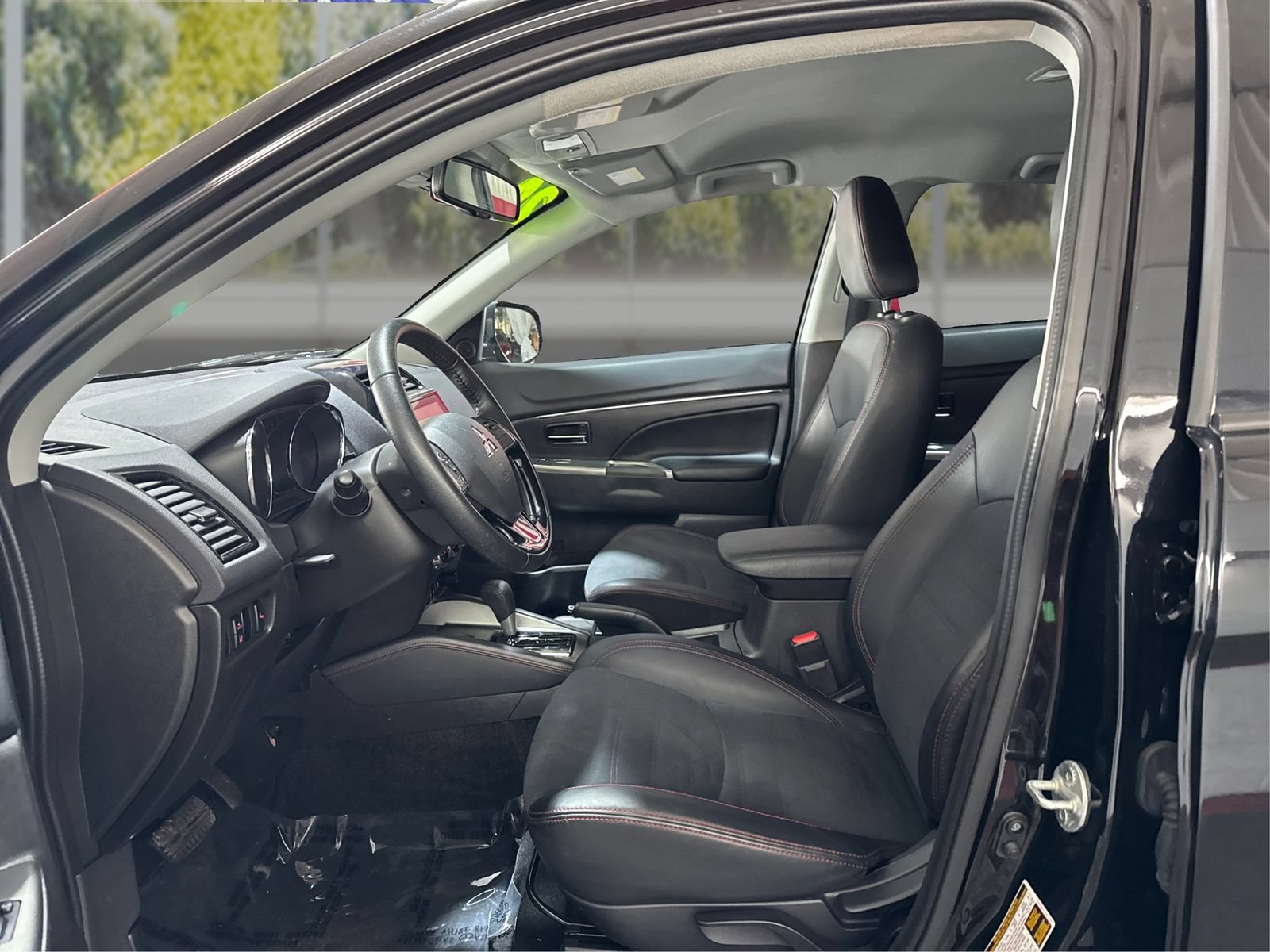 Used 2024 Mitsubishi Outlander Sport ES AWD/4WD image 9