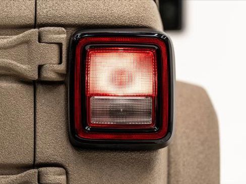 Used 2026 Jeep Wrangler Unlimited Sport image 8