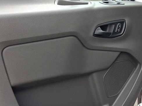 Used 2023 Ford Transit 250 Low Roof AWD w/ Exterior Upgrade Package image 25