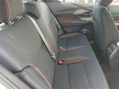 Used 2021 Nissan Kicks SR w/ Exterior Package image 24