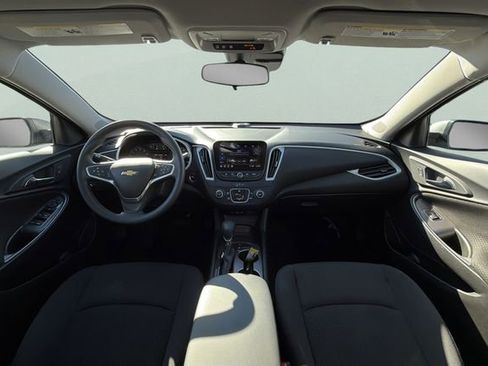 Certified 2023 Chevrolet Malibu LS image 32