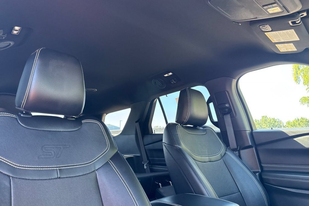 Used 2023 Ford Explorer ST w/ Equipment Group 401A AWD/4WD image 21