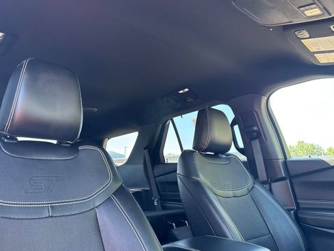 Used 2023 Ford Explorer ST w/ Equipment Group 401A AWD/4WD image 21
