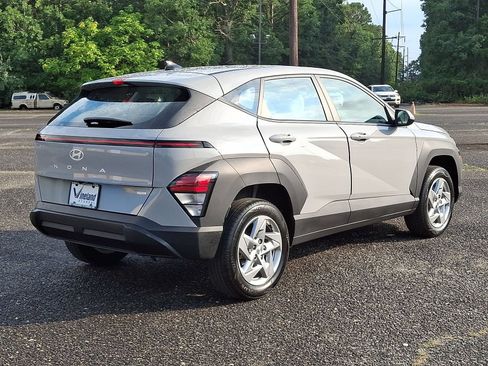 Certified 2025 Hyundai Kona SE AWD/4WD image 30