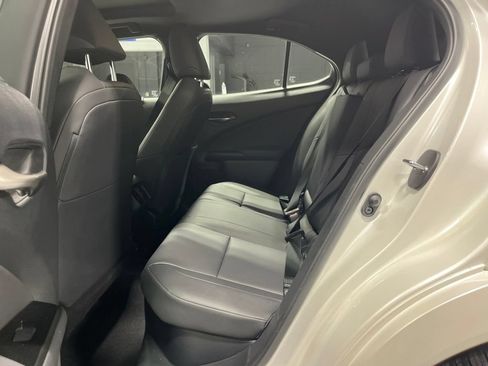 Used 2022 Lexus UX 250h w/ Premium Package AWD/4WD image 37