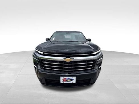 Certified 2024 Chevrolet Traverse LT FWD image 3