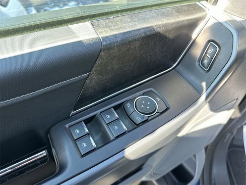 Used 2022 Ford F150 XLT w/ Equipment Group 302A High image 13