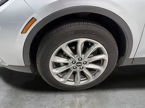 Used 2022 Lincoln Corsair FWD w/ Premium Package image 14