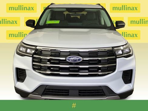 New 2026 Ford Explorer Active RWD image 15