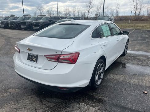 Used 2022 Chevrolet Malibu LT w/ Leather Package image 8