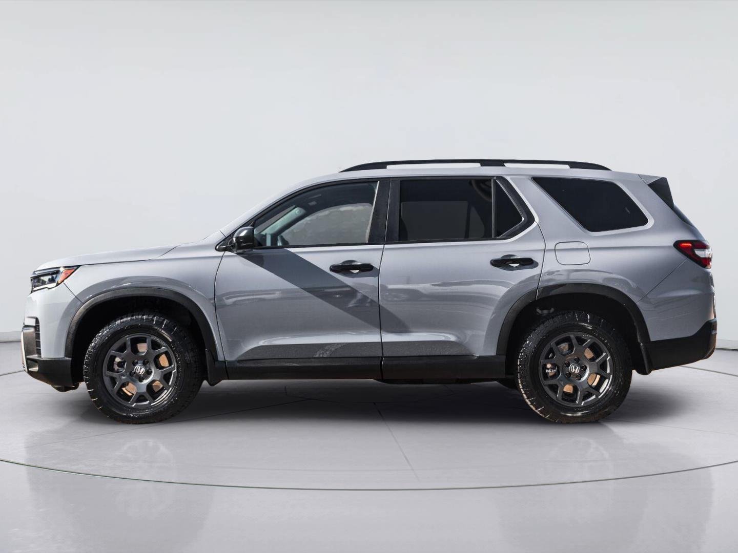 Used 2026 Honda Pilot TrailSport image 5