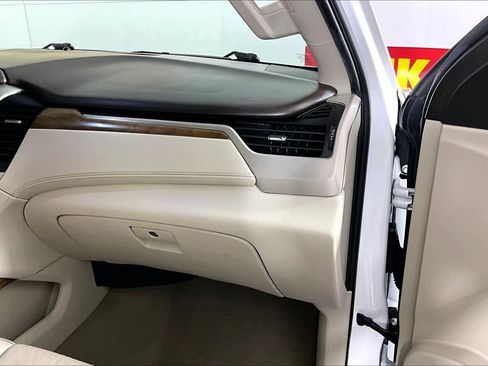 Used 2019 GMC Yukon Denali image 16