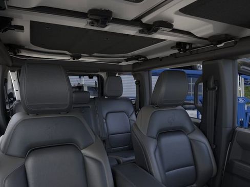 New 2026 Ford Bronco Outer Banks AWD/4WD image 12