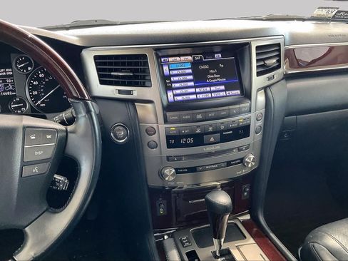 Used 2015 Lexus LX 570 4WD image 7