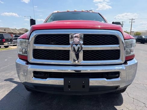 Used 2017 RAM 2500 Tradesman w/ Chrome Appearance Group AWD/4WD image 8