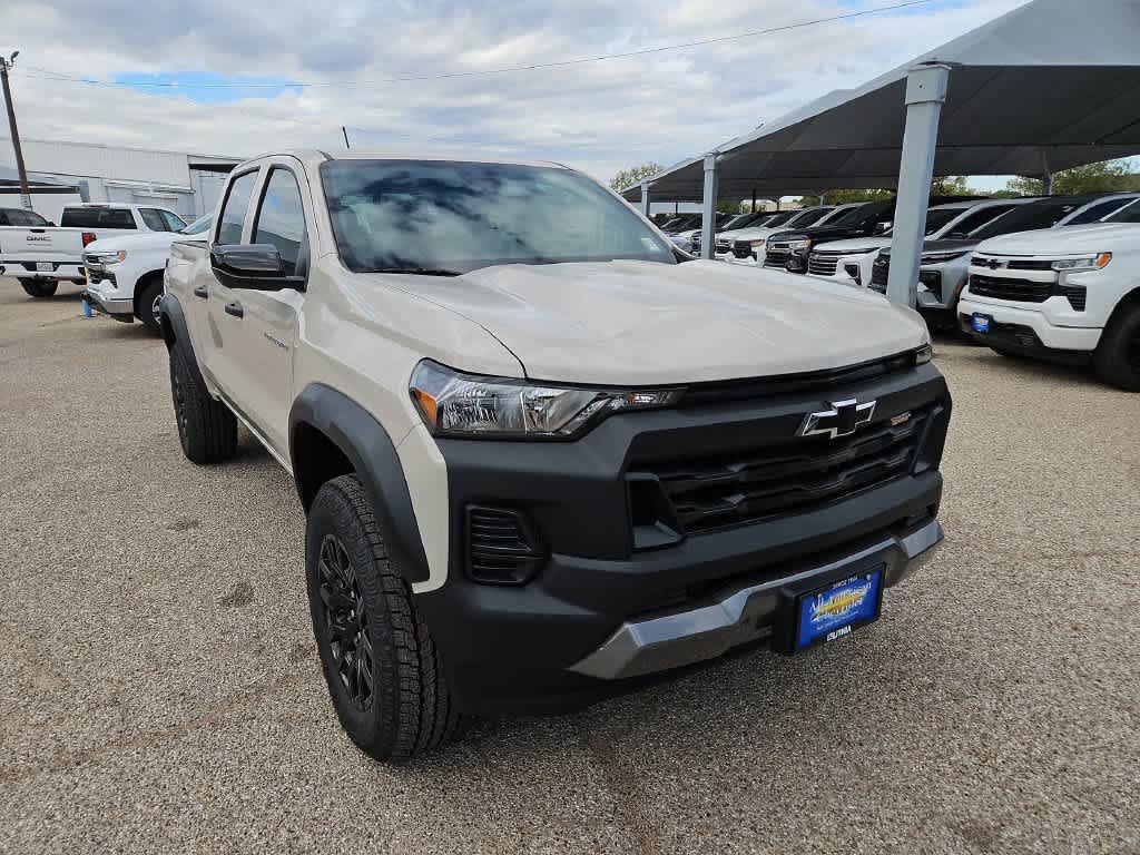 New 2026 Chevrolet Colorado Trail Boss AWD/4WD image 2