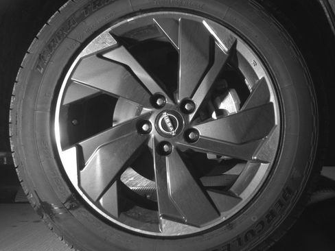 Used 2025 Nissan Rogue SV FWD image 13