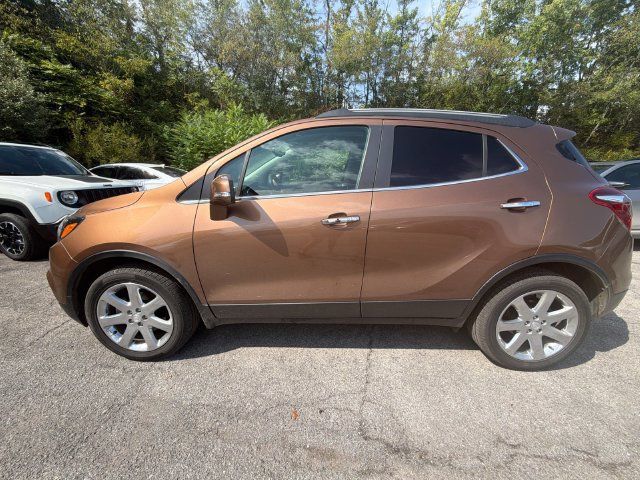 Used 2017 Buick Encore Essence w/ Experience Buick Package AWD/4WD image 2