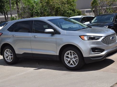 Used 2024 Ford Edge SEL AWD/4WD image 5