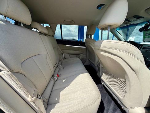 Used 2011 Subaru Outback 2.5i Premium AWD/4WD image 33
