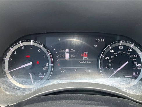 Used 2021 Toyota Highlander XLE AWD/4WD image 26