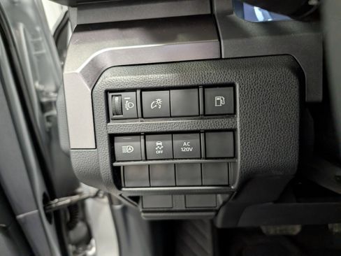 Used 2025 Toyota 4Runner TRD Off-Road image 19