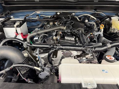 Certified 2026 Toyota Tacoma SR5 RWD image 39