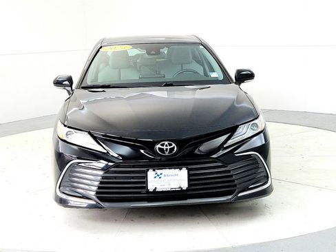 Certified 2023 Toyota Camry XLE FWD image 8